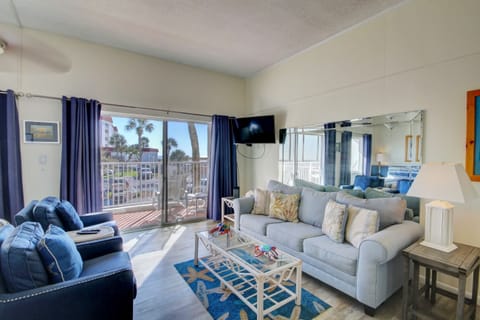 Studio | Living area