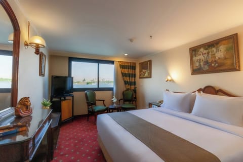 Standard Double or Twin Room, River View | Minibar, WiFi, bed sheets