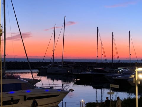 Water, Sky, Boat, Watercraft, Body Of Water, Afterglow, Lake, Mast, Dusk, Sailboat