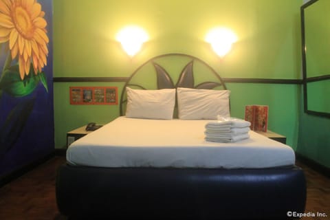 Deluxe (24 Hours ) | Free WiFi, bed sheets