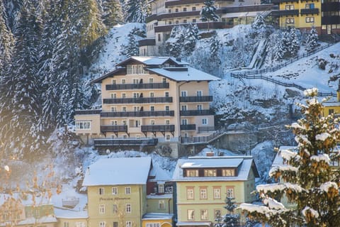 Holiday Home Exterior [winter]