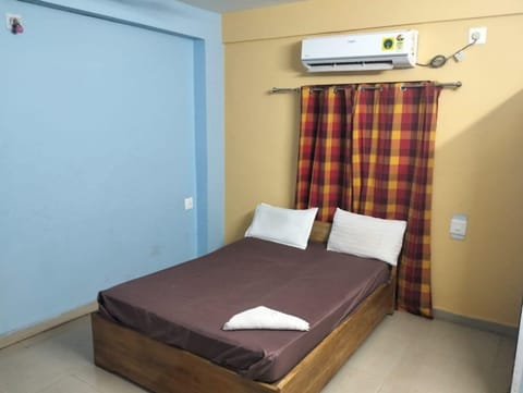 Deluxe Double Room, City View | Free WiFi, bed sheets