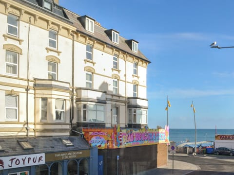 View | The Parade - Rowan Properties, Bridlington
