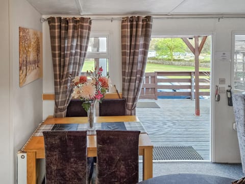 Dining Area | Roe Meadow 3 - K & J&rsquo;s Hot Tub Retreats, Newton Stewart
