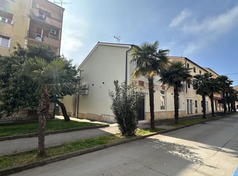 Apartment | Exterior