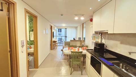 Comfort Apartment | Private kitchen | Full-size fridge, microwave, stovetop, cookware/dishes/utensils