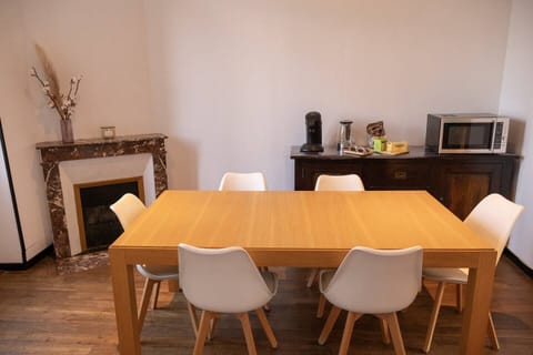 3b82e3ef-b7d0-41f1-8d04-17ede581ca7e