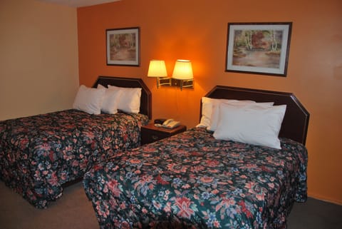 Double Room Handicap Accessible | Desk, free WiFi, bed sheets