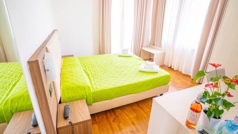 In-room safe, desk, free WiFi, bed sheets