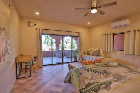 Comfort Room, Ocean View | In-room safe, blackout drapes, free WiFi