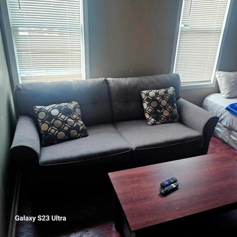 Executive Apartment, Non Smoking, 2 Bathrooms | Living area