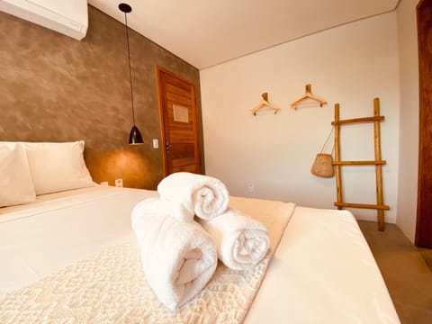 Comfort Double Room | Minibar, in-room safe, individually decorated, individually furnished