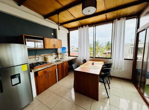 Superior Apartment, Bay View | Private kitchen | Fridge, microwave, stovetop, cookware/dishes/utensils