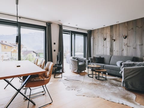 Living room im Apartment Alpinero 405 by we rent apartments