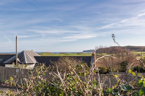 Sea Views, Village Centre