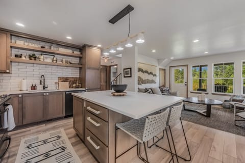 Open, warm and inviting.