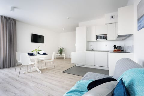 Comfort Apartment | Private kitchen | Microwave, oven, dishwasher, electric kettle