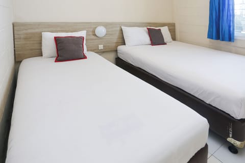 Family Suite | Free WiFi, bed sheets