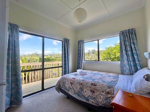 5th bedroom with Double bed