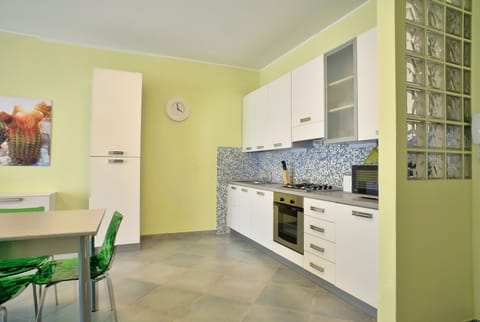 Classic Apartment, 2 Bedrooms, Terrace, Partial Sea View | Private kitchen | Fridge, oven, stovetop, cookware/dishes/utensils