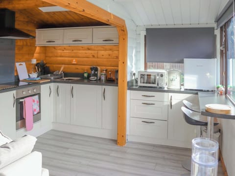 Kitchen | Babbling Brook Lodge, Trawsfynydd
