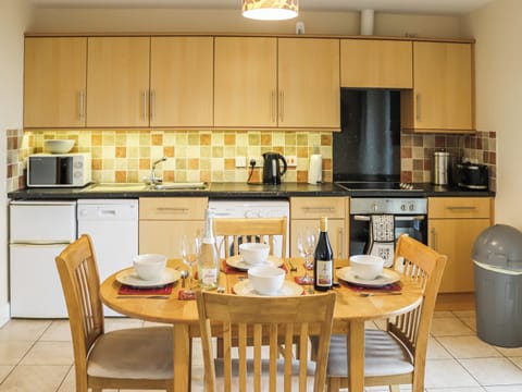 Kitchen | Berwyn - Bala Barns, Bala