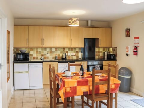 Kitchen | Arenig - Bala Barns, Bala