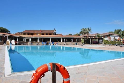 Holiday Home Swimming Pool