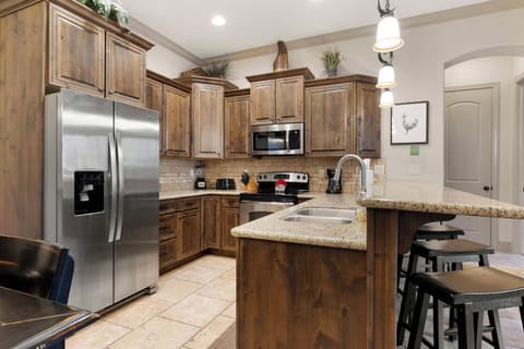 Fully equipped kitchen with ample counterspace for preparing your next meal