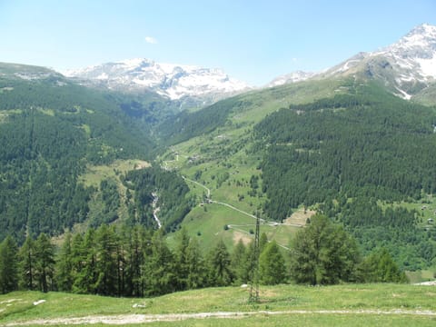 Mountain, Mountainous Landforms, Nature, Hill, Highland, Natural Landscape, Mountain Range, Hill Station, Grassland, Wilderness