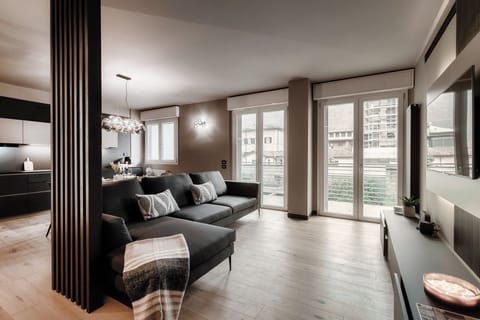 Apartment, Balcony | 2 bedrooms, premium bedding, down comforters, iron/ironing board