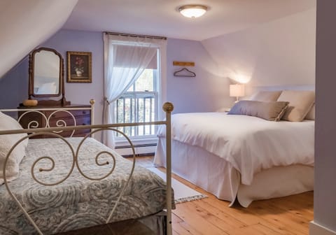 Bear Mountain Room | Premium bedding, individually decorated, individually furnished