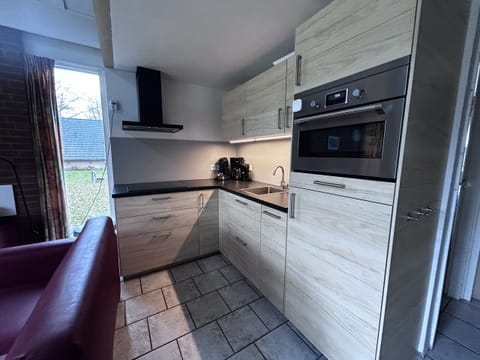 Kitchen - Bungalowpark Simpelveld - Delta 112