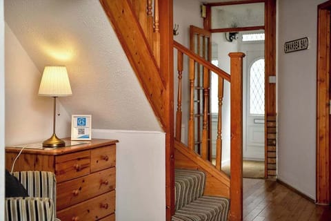 House | 4 bedrooms, Internet