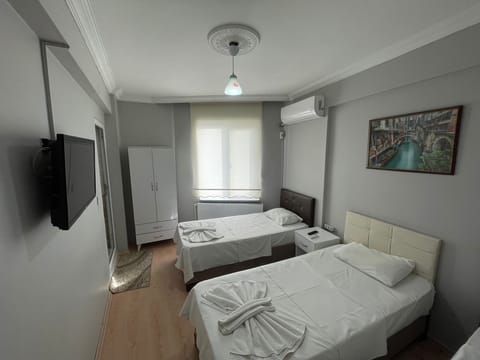 Standard Triple Room, City View | Free WiFi