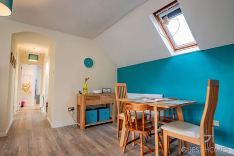 Apartment | 2 bedrooms, Internet