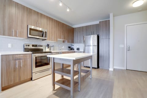 Apartment | Private kitchen | Coffee/tea maker, toaster, blender, toaster oven