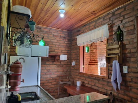 Superior Double Room, Lanai, Hill View | Individually decorated, laptop workspace, free WiFi, bed sheets