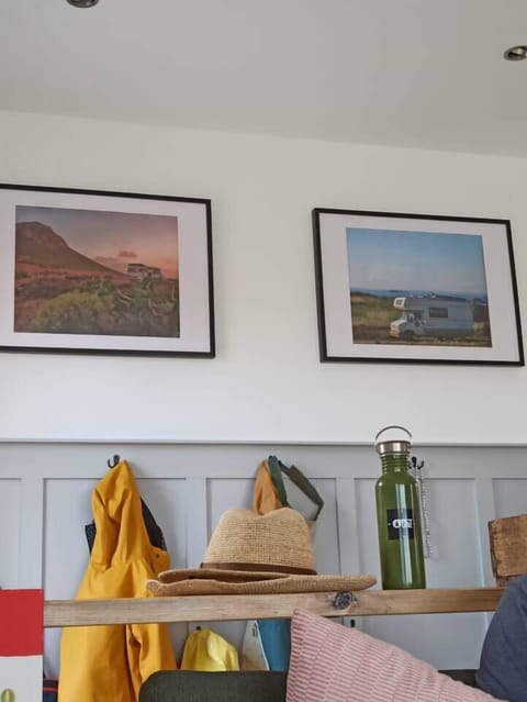 1bfb8b2c bf75 4db0 b07f 911d7f1053f9