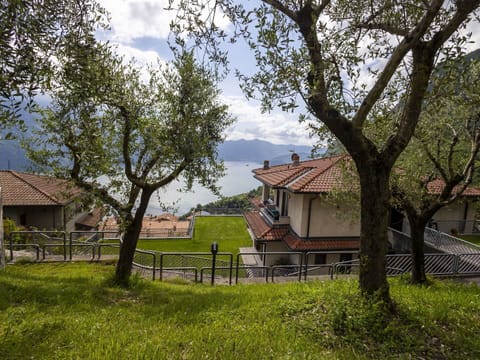 Mountainous Landforms, Hill, Mountain, House, Home, Highland, Landscape, Hill Station, Rural Area