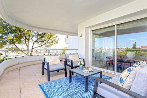 Apartment (3 Bedrooms) | Terrace/patio
