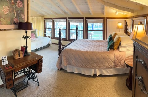 Romar Suite | Beach/ocean view