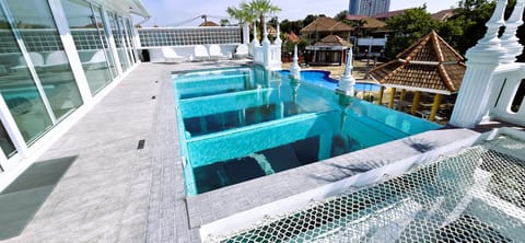 Outdoor pool, sun loungers