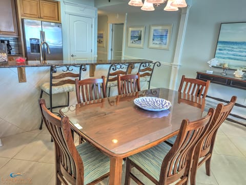 Azure #602 Dining Area