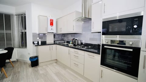 Basic Apartment, 1 Double Bed with Sofa bed, Non Smoking, Kitchen | Private kitchen