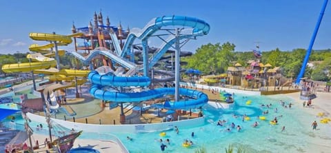 House | 4 bedrooms, Internet