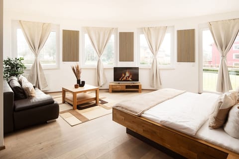 Superior Double Room, Garden View | Premium bedding, desk, laptop workspace, cribs/infant beds