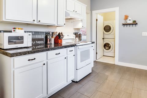 Cottage (2 Bedrooms) | Interior