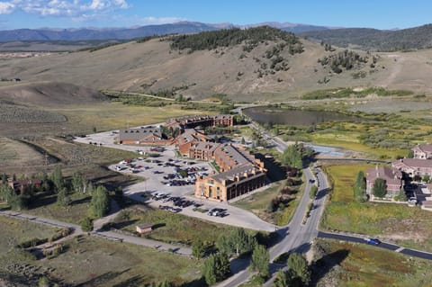 SG Inn at Silvercreek property overview