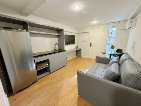 Executive Suite | In-room safe, free WiFi